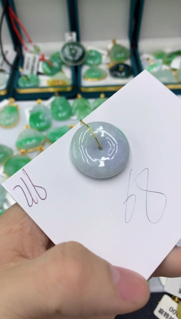 【闪购商品】翡翠颈饰未镶嵌1111111111