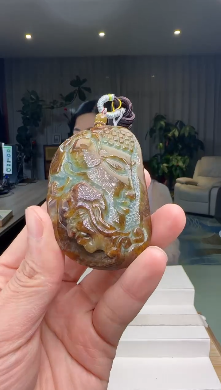 【闪购商品】翡翠颈饰未镶嵌DY@@960Q3J09416