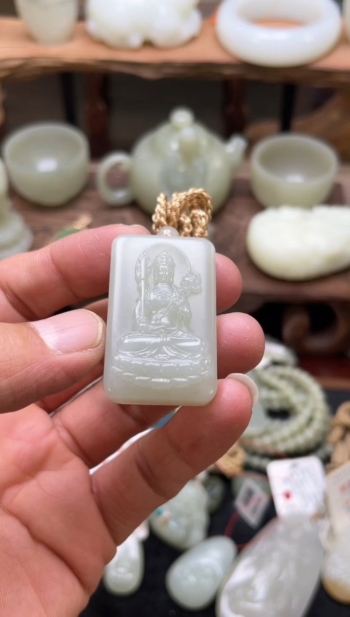 【闪购商品】和田玉吊坠未镶嵌且末青白 文殊无事牌900464
