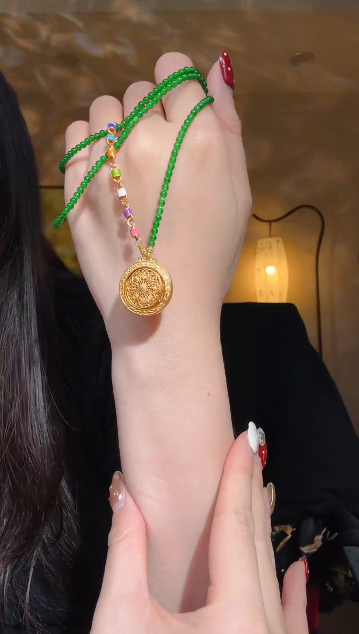 【闪购商品】翡翠项圈未镶嵌小米珠