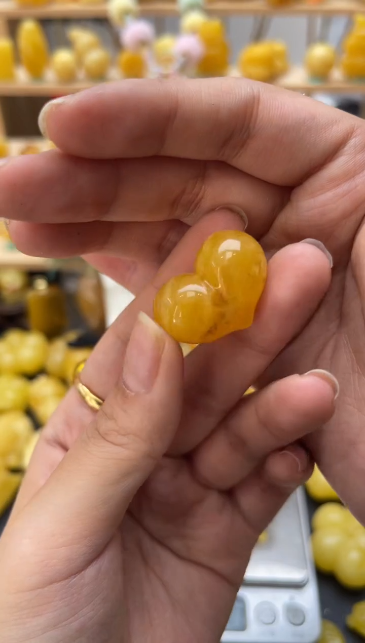 琥珀未镶嵌珠宝奇石067琥珀蜜蜡微瑕