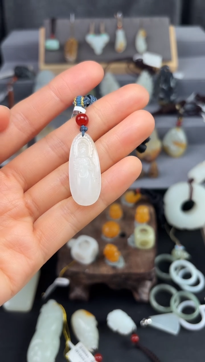 【闪购商品】和田玉颈饰未镶嵌观音