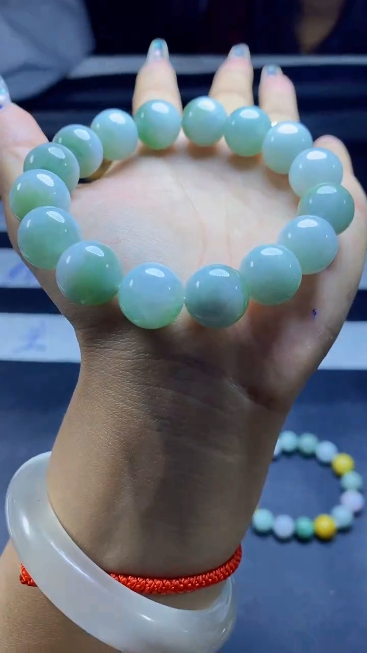 【闪购商品】定制翡翠未镶嵌珠串