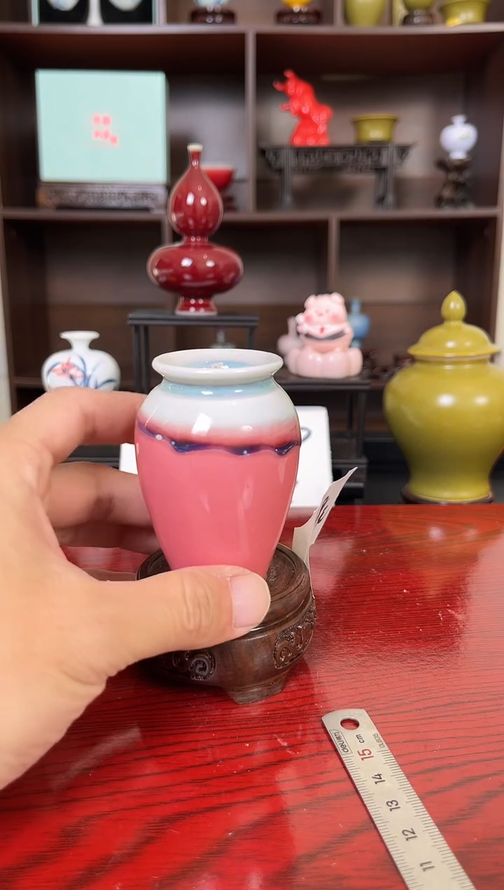 摆件瓷12.14早微瑕小花瓶摆件