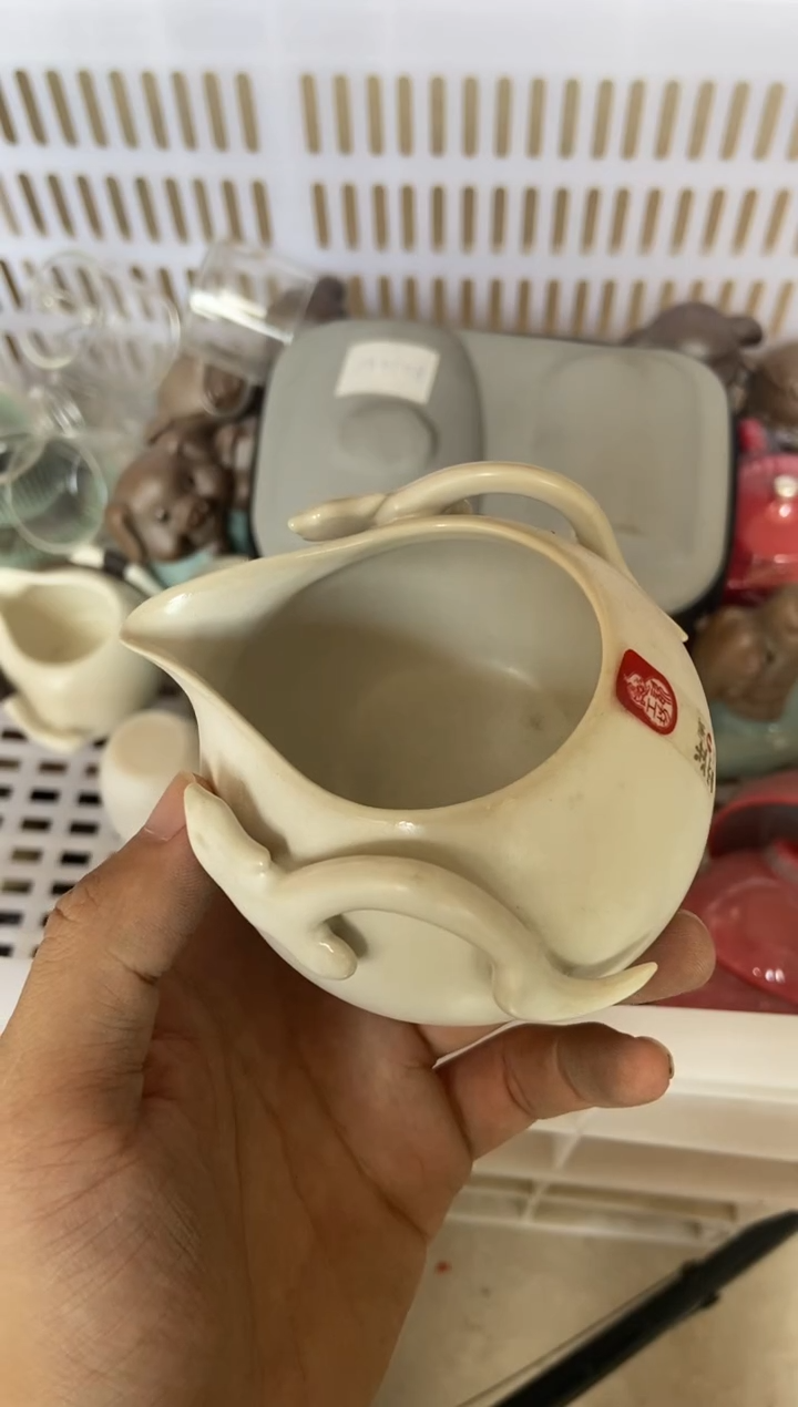 无运费险有瑕疵的摄影的产品有使用过的痕迹有点脏介意勿拍