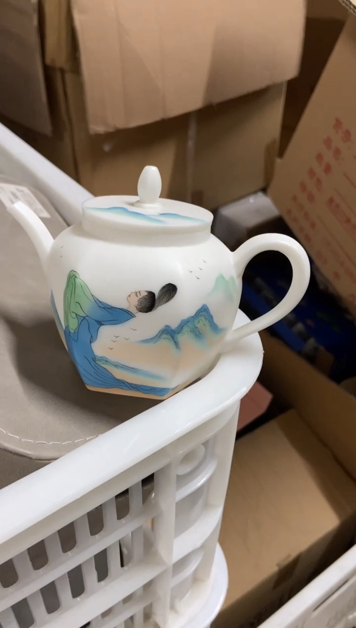 杯无运费险有瑕疵的摄影的产品有使用过的痕迹有点脏介意勿拍