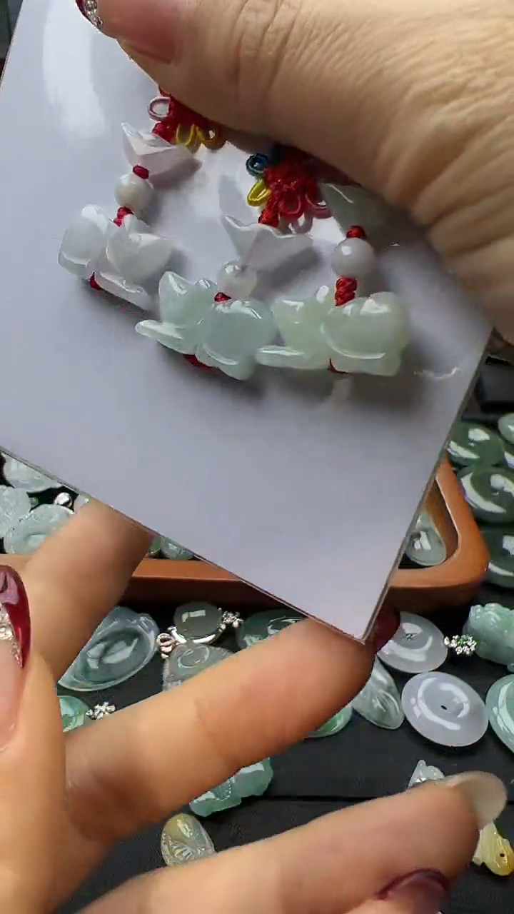 【闪购商品】翡翠挂件未镶嵌生肖鼠多样性发其一