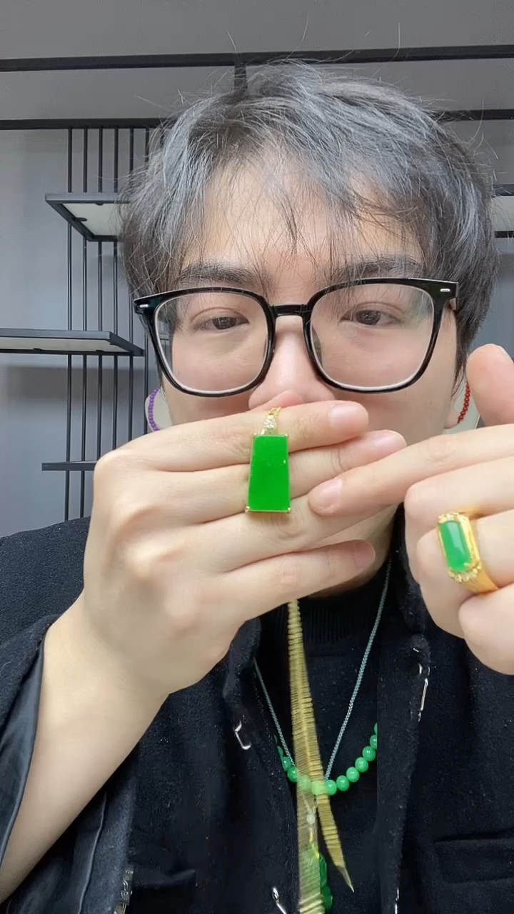 【闪购商品】翡翠颈饰合金无事牌