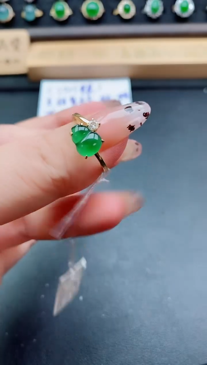 银S925镶嵌戒指翡翠1
