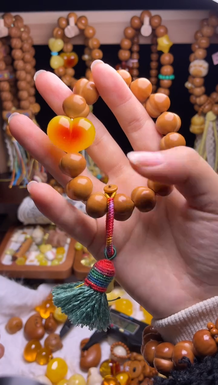 吊坠猴头核桃柯基福利款手串