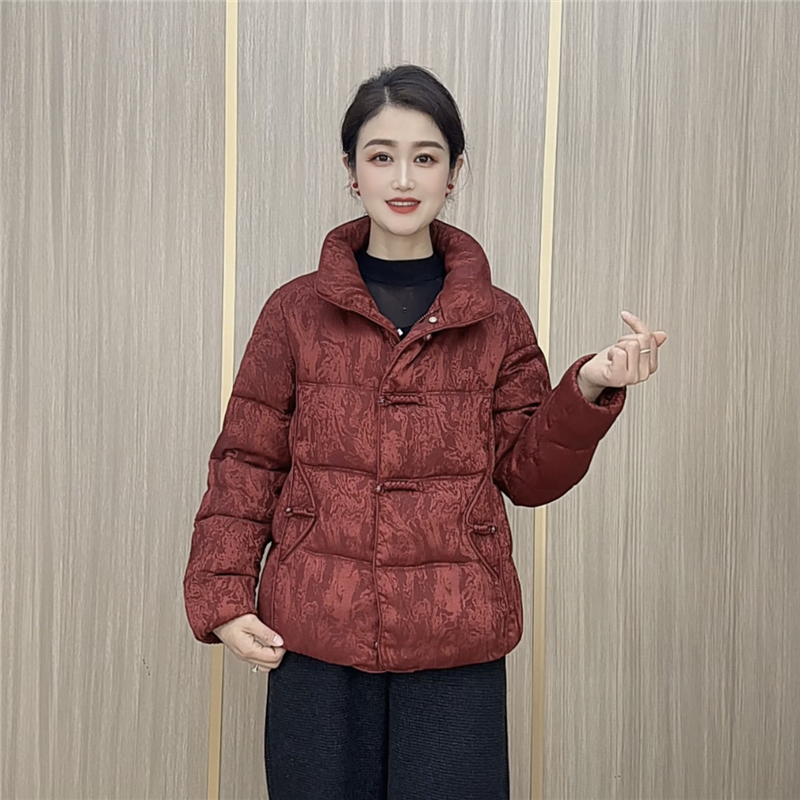 2025冬季新款保暖短款棉衣外套女气质显瘦休闲上衣