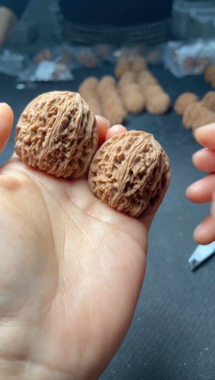 把件文玩核桃w60  南疆石 39尺