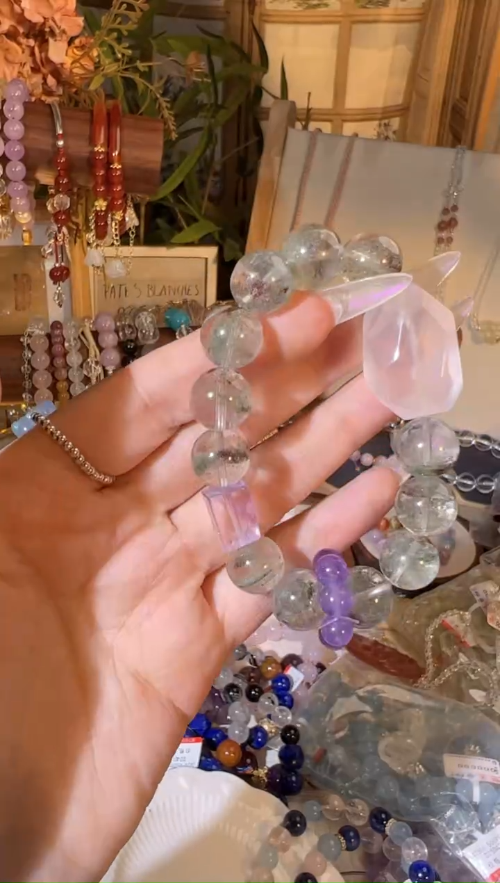 【闪购商品】水晶手串未镶嵌多样性发货一个