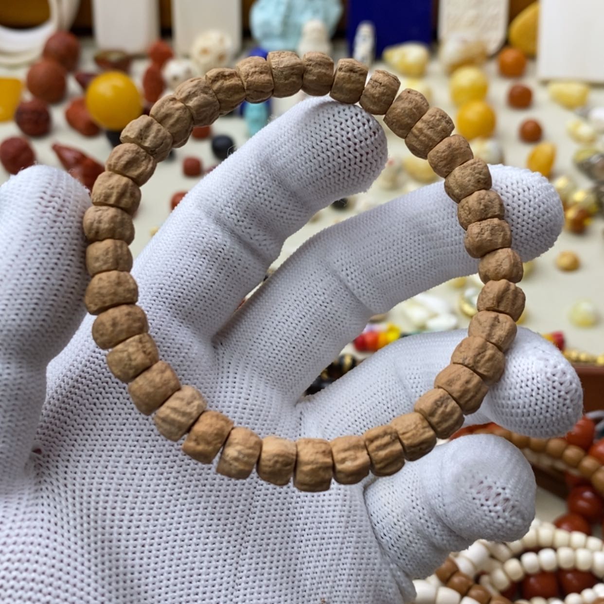 【闪购商品】柏香籽/百香籽吊坠不是暴力归圆8mm左右