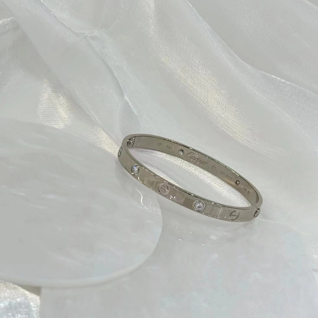 99新 Cartier/卡地亚 蔚蓝/宽版 love系列 四钻手镯/超难买