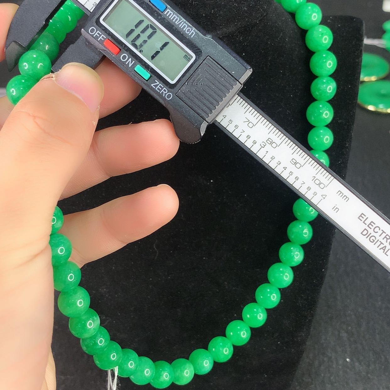 【闪购商品】翡翠耳饰未镶嵌