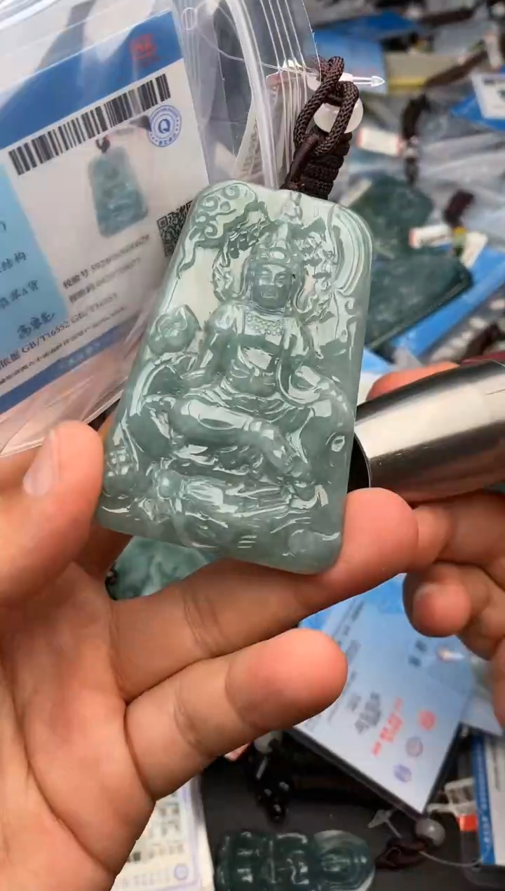 【闪购商品】翡翠颈饰未镶嵌多人
