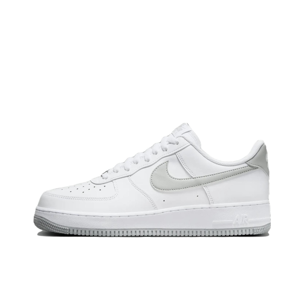 NIKE/耐克【商场同款】AIR FORCE107 低帮休闲运动板鞋男 FJ4146100