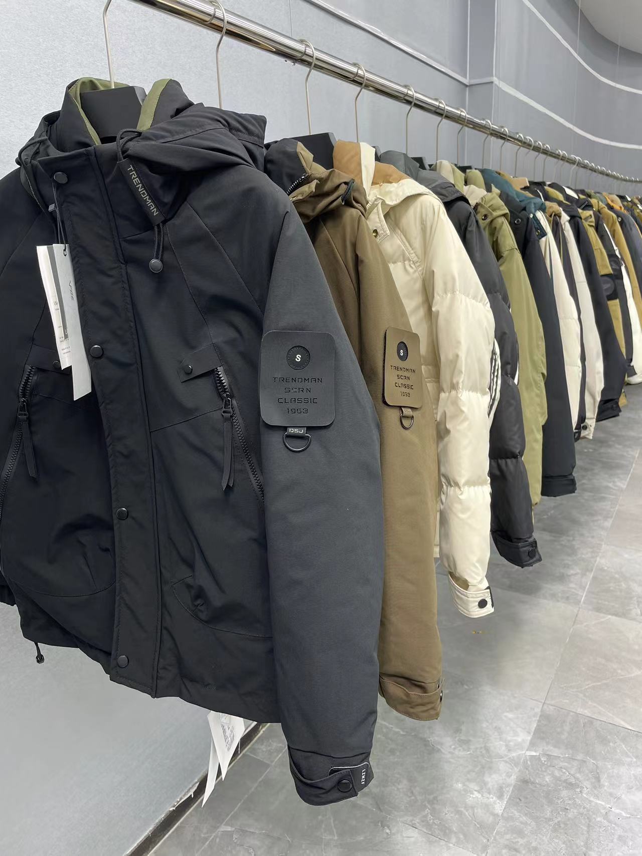 高品羽服随机发