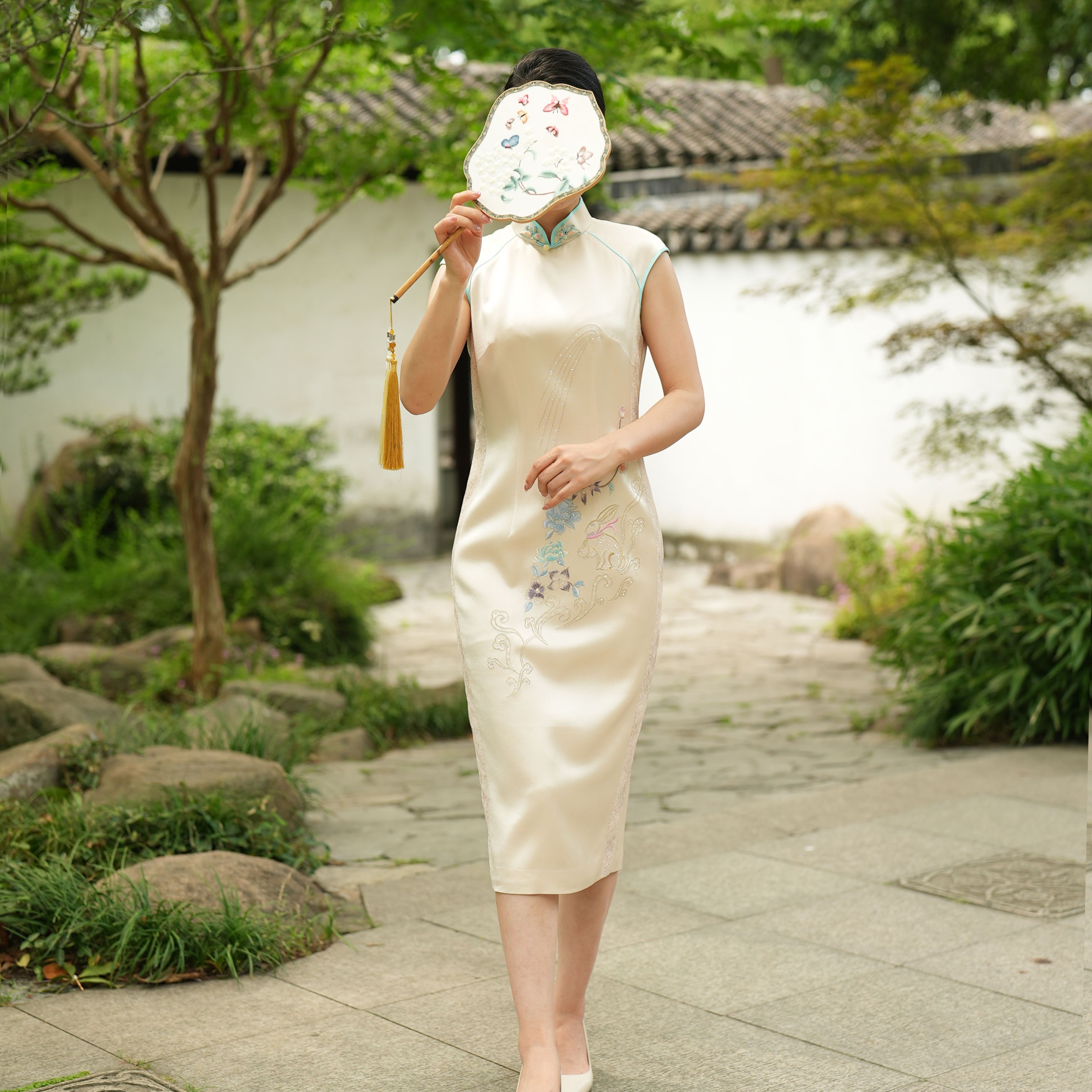 徐永良 SZ23SS06 定制原创绣花醋酸中国风旗袍气质修身显瘦中长款