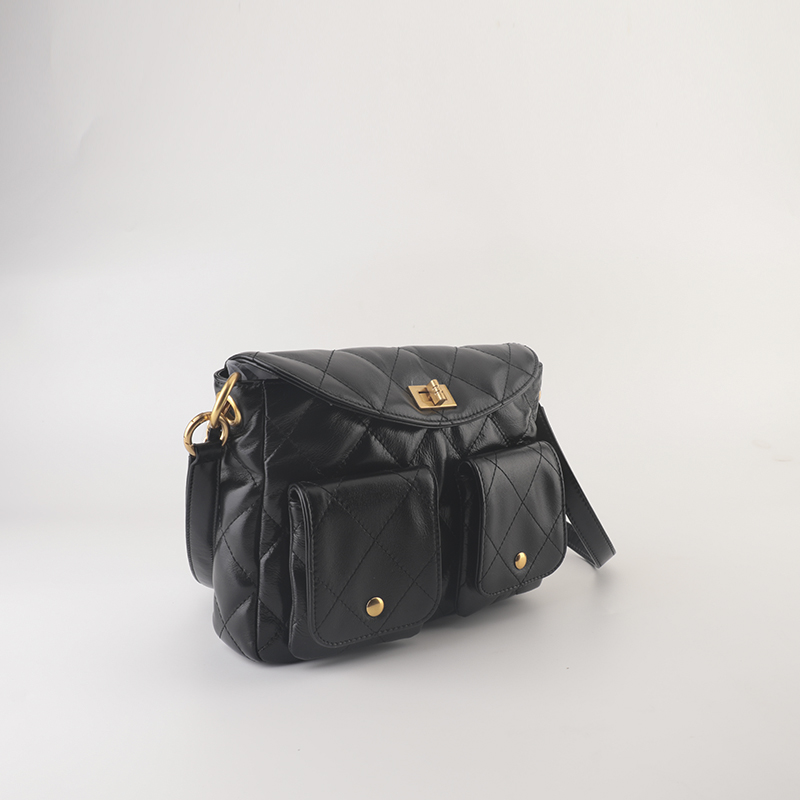 直播间福利款仅1单真皮包包