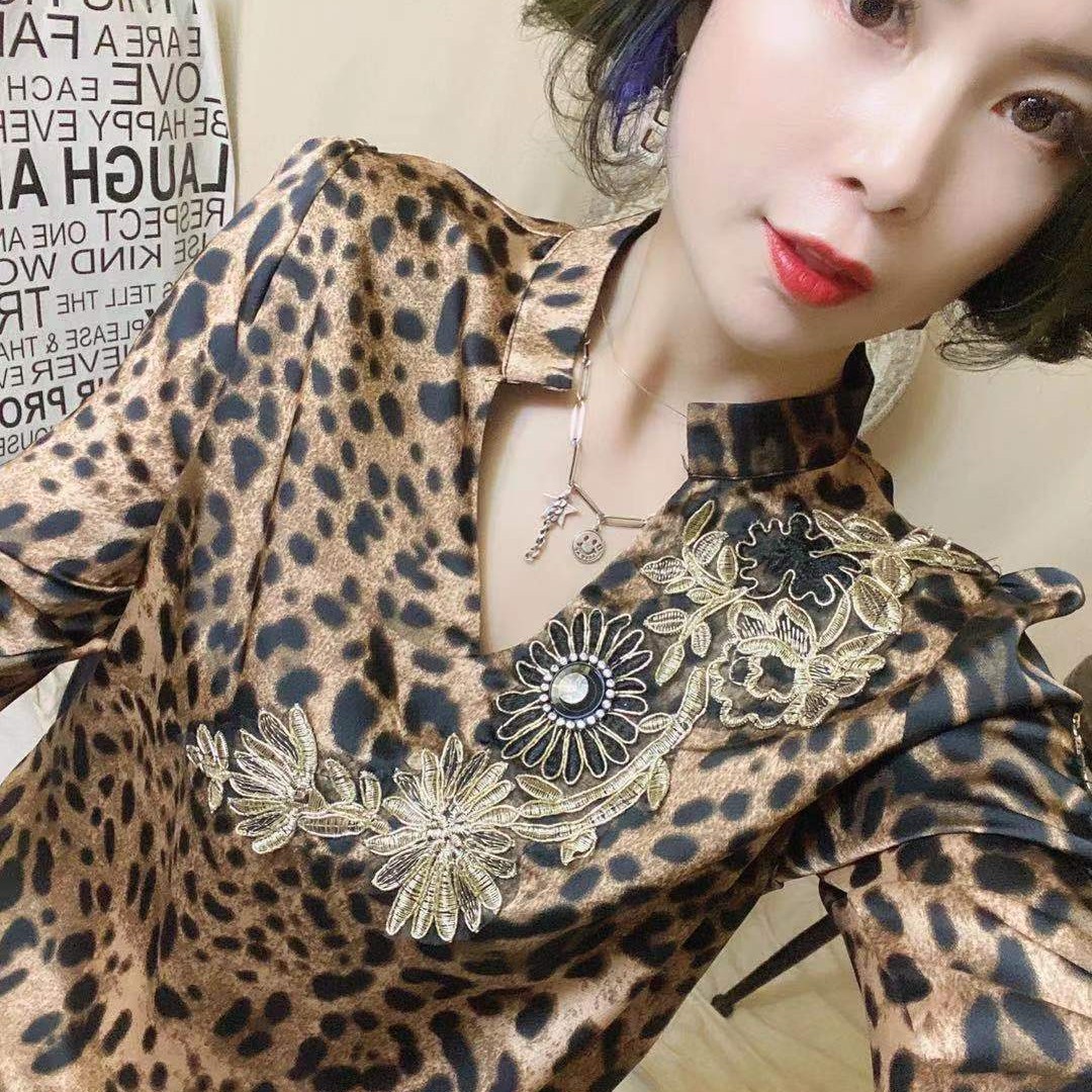 淘金屋981豹纹印花 秋季新款衬衫女时尚百搭长袖上衣