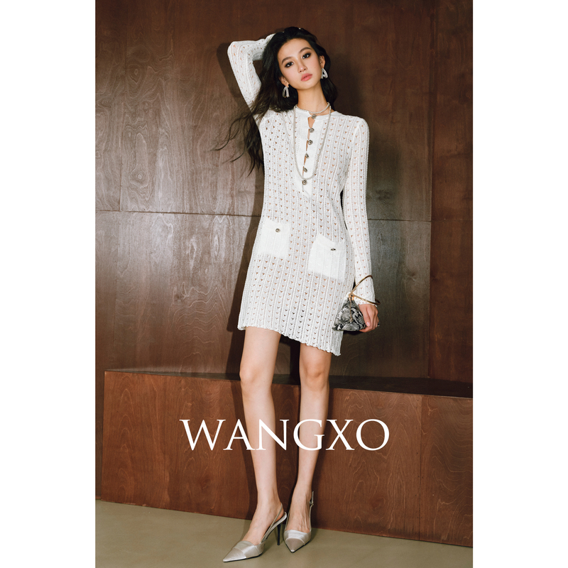 WANGXO｜滑爽28支棉锦高耗时窗影镂空钩花＆针织连衣裙2301230S