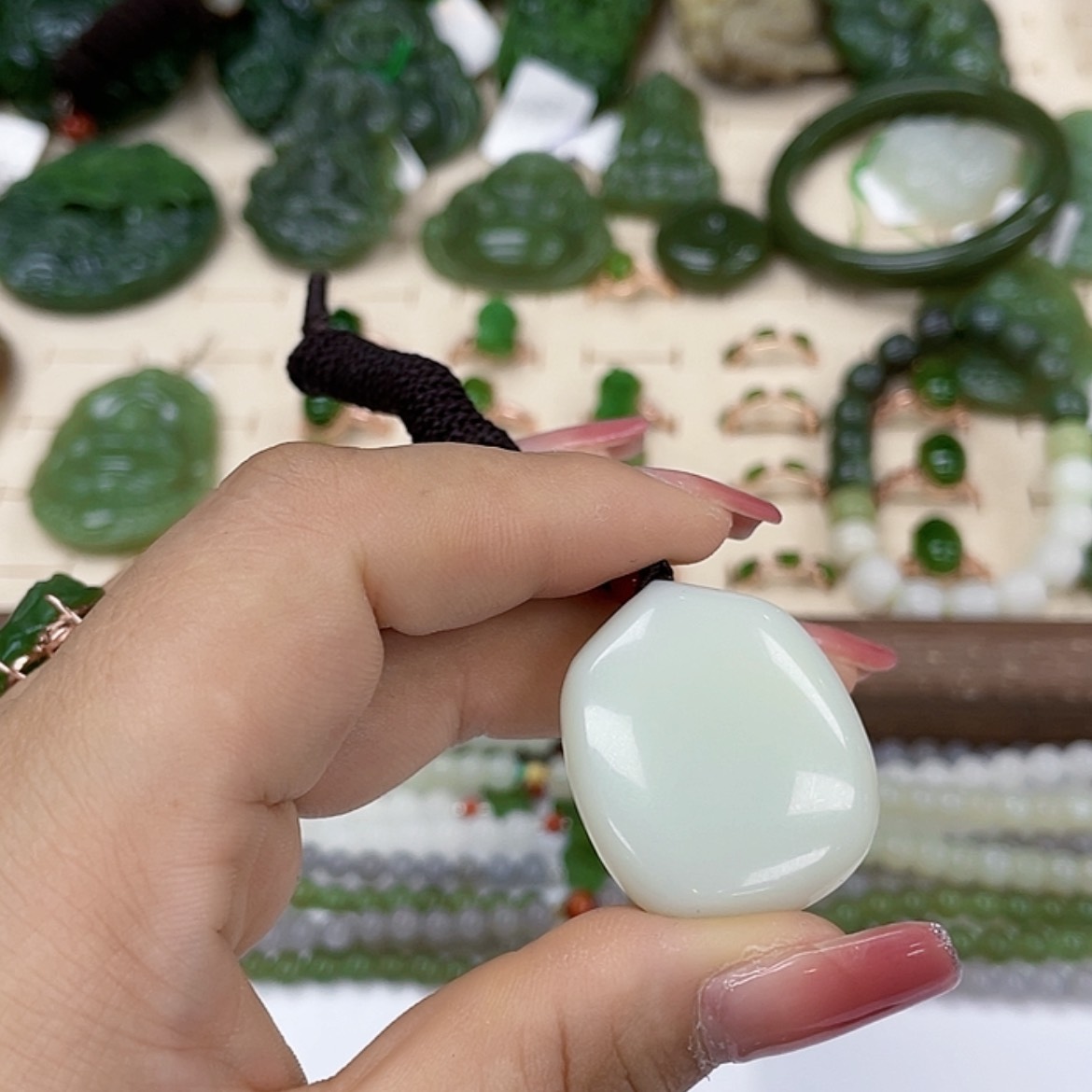 【闪购商品】和田玉颈饰未镶嵌