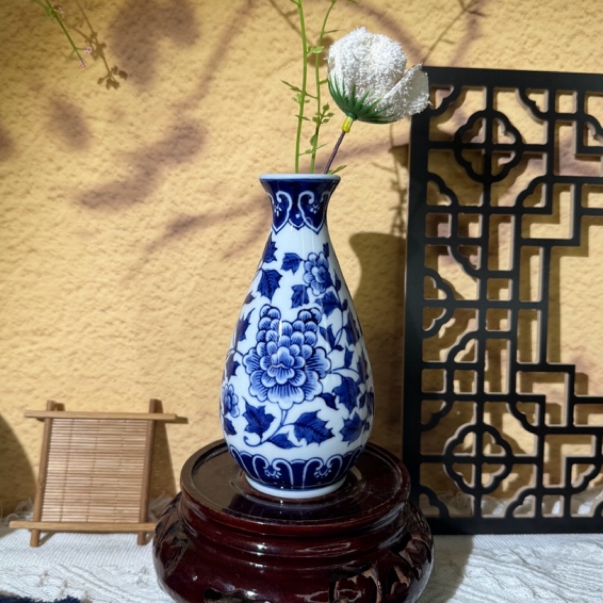 青花瓷手绘釉下彩玉壶春小花瓶中式6寸客厅摆件桌面插花文房装饰