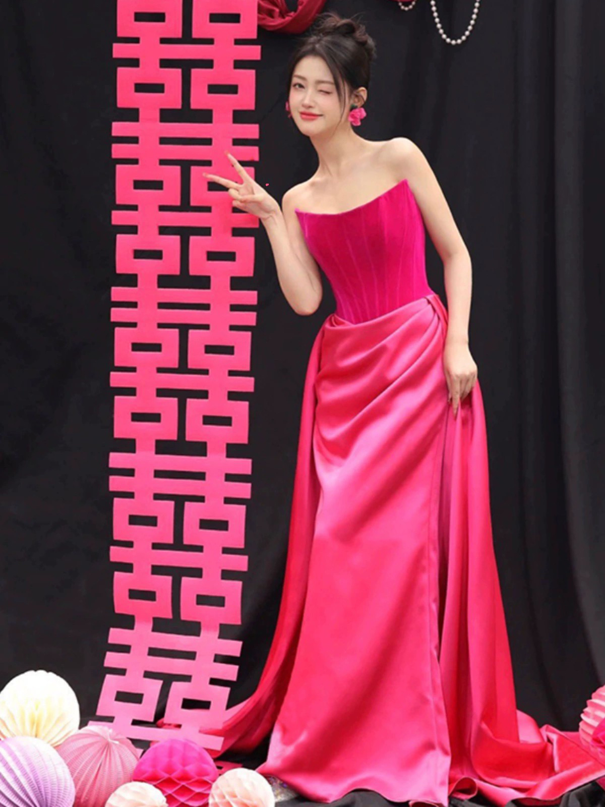 直播链接断码特价玫红色敬酒服新娘法式抹胸订婚宴晚礼服主持晨袍