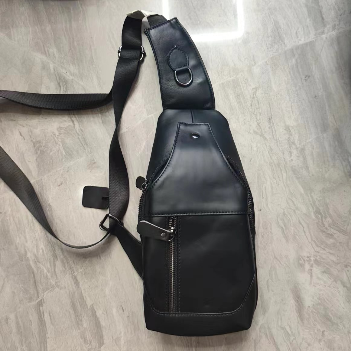 孤品特价 工厂清货 头层牛皮真牛皮男士包包