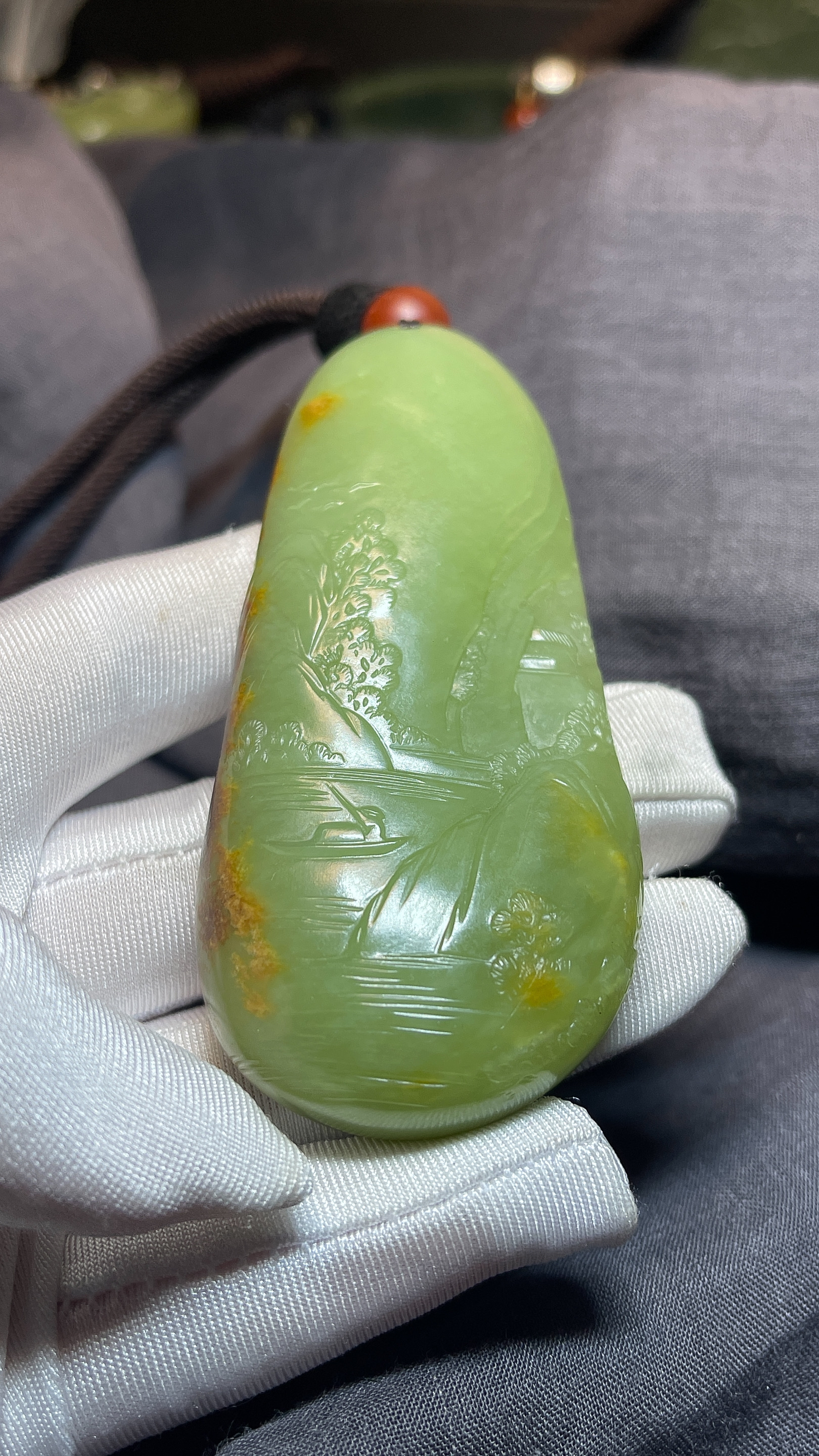 析木河磨玉山水手把件，手工雕刻