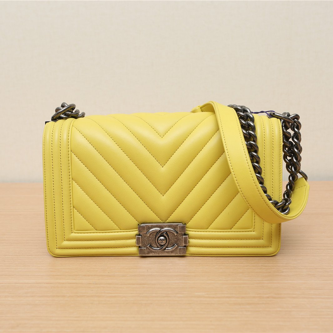 95新 Chanel/香奈儿 活动双双 LEBOY 中号 V纹 银扣 黄色 22开
