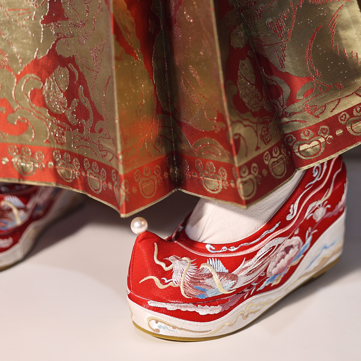 江南朱记原创【好事连连】古风坡跟10cm增高翘头绣花汉服鞋秀禾婚鞋