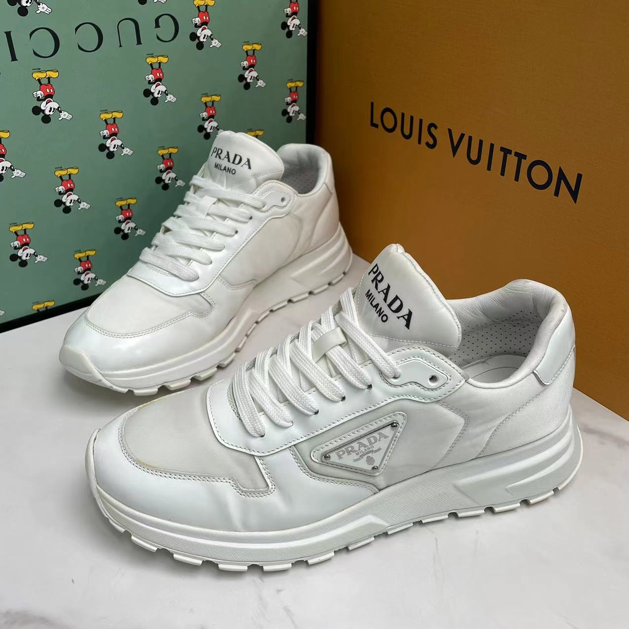 Prada/普拉达白色时尚百搭三角标休闲潮流运动鞋/40欧/97新