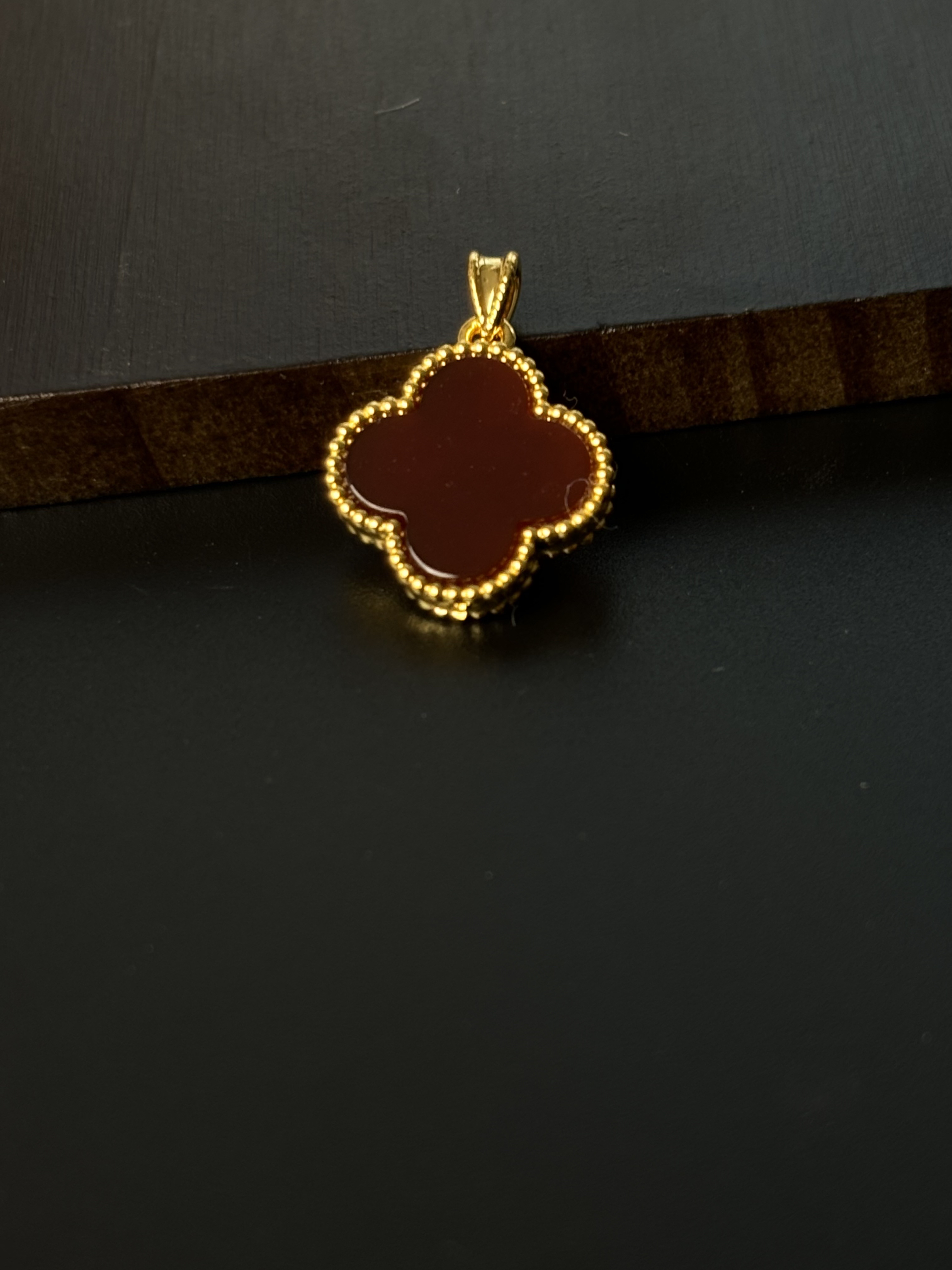 18k金 吊坠 Au750 四叶草吊坠  送银项链 20mm