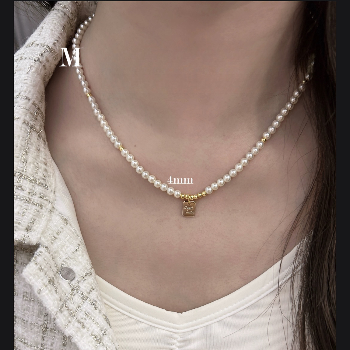 钛钢仿珍珠吊坠 精致小米珠方牌金色小吊坠4mm锁骨链