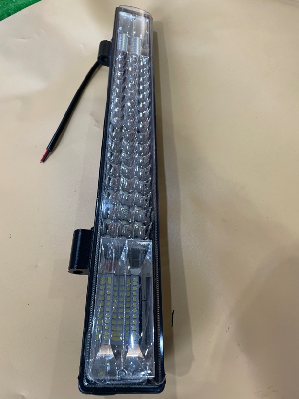 长条款车灯.12v到72v电流都可用铝合金外壳，长50厘米