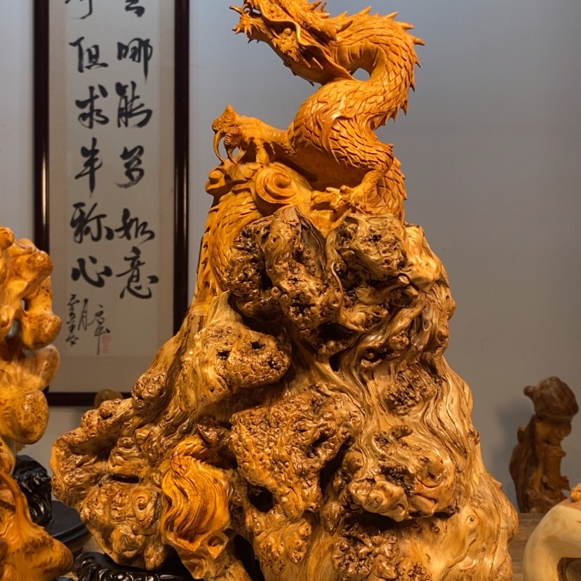 【闪购商品】崖柏根雕吾**哥