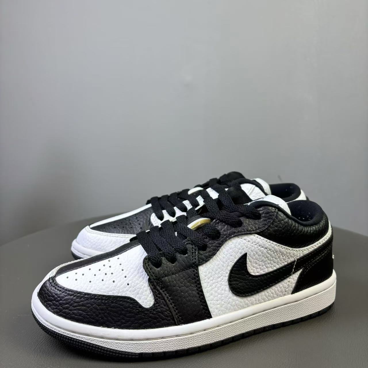 99新 AIR JORDAN 36.5码 AJ1低帮阴阳 熊猫球鞋 非原盒