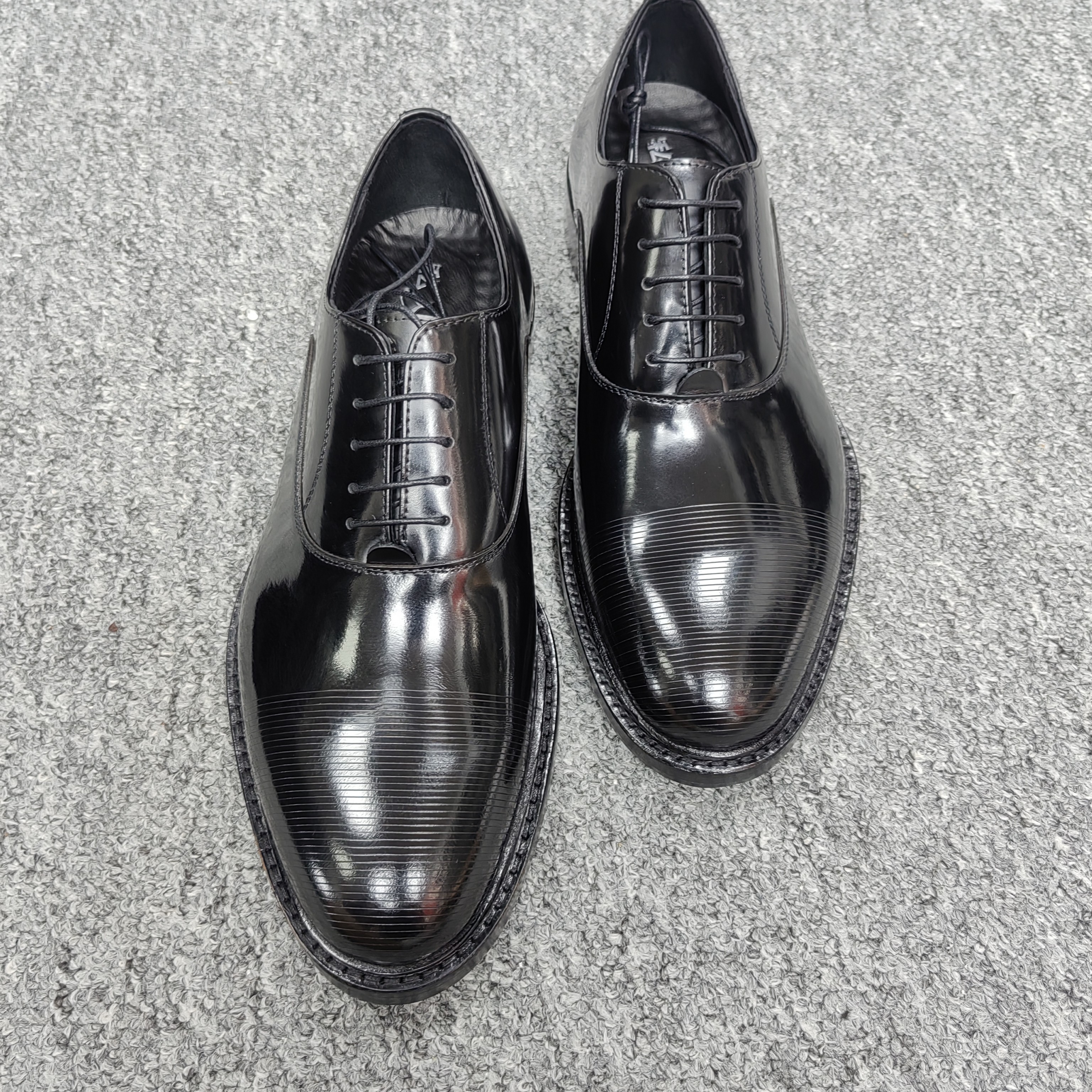 扣号链接休闲男士正装皮鞋固特异黑色透气尖头商务