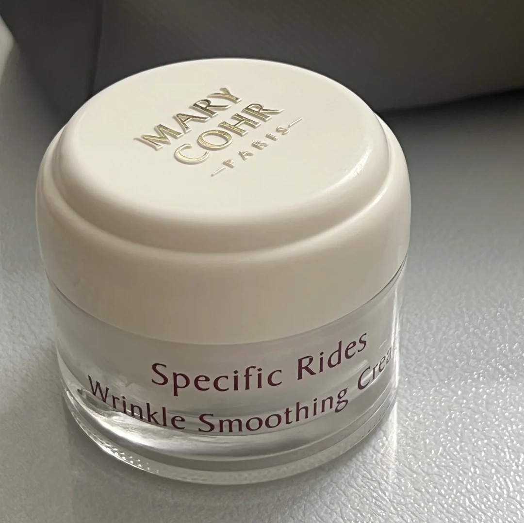 m面膜精华乳化妆刷