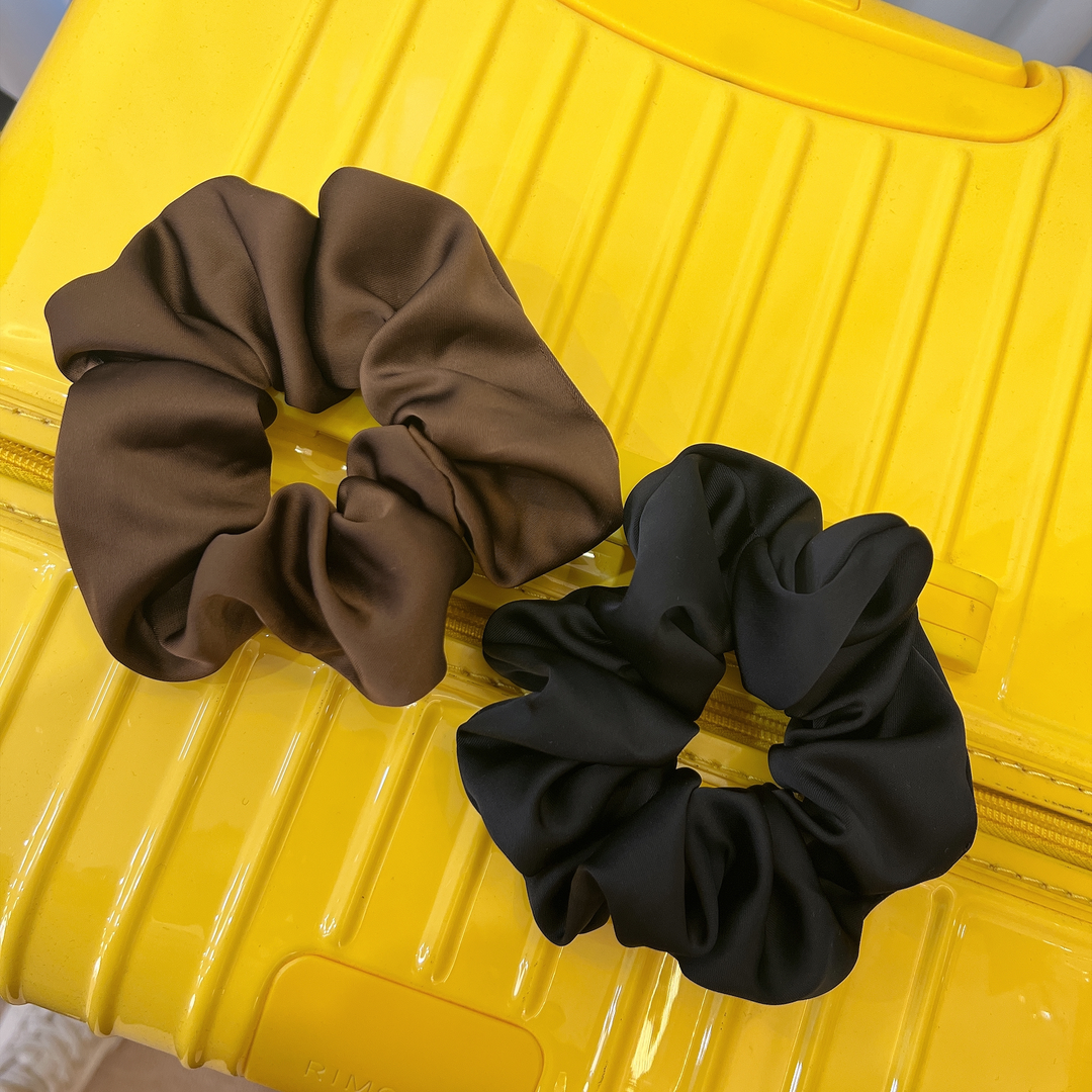 复古丝滑缎面发圈（两个一组）