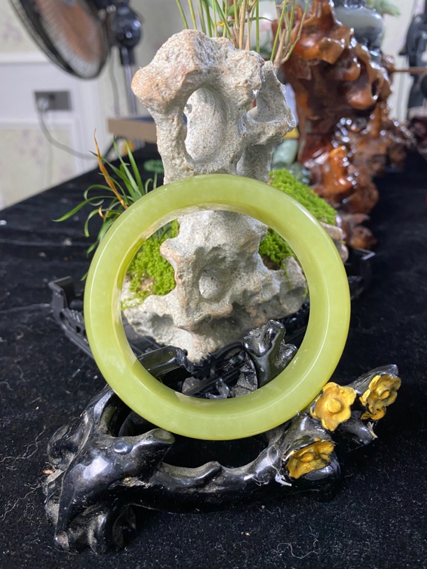 和田玉若羌黄口料手镯