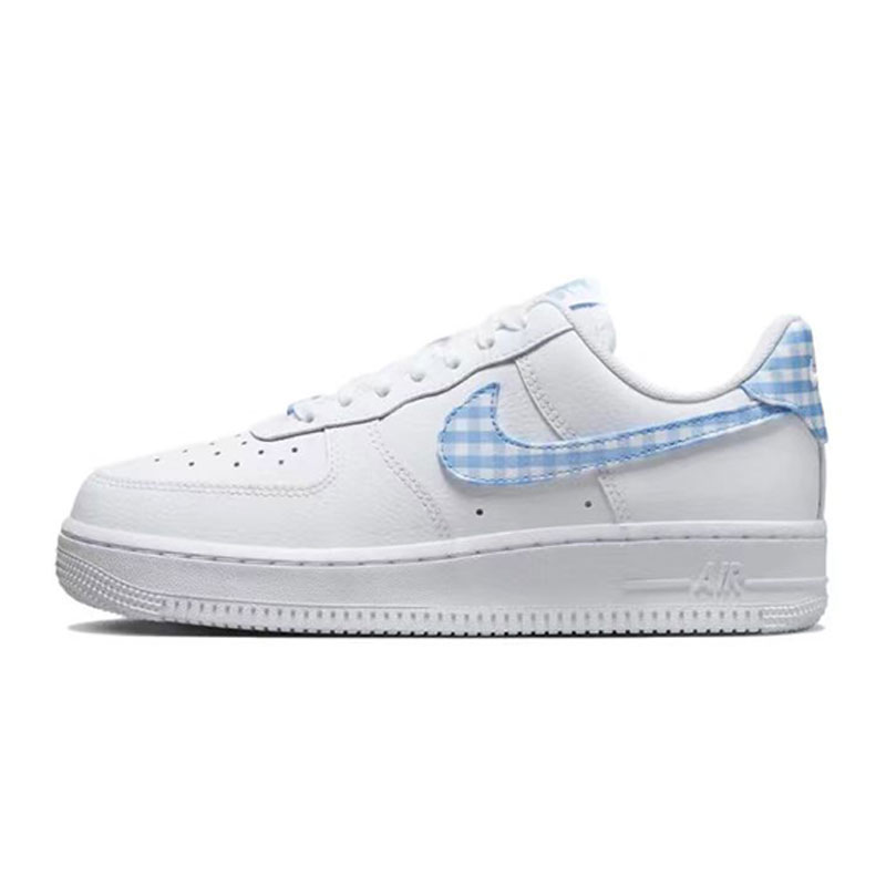 nike耐克女鞋WMNS AIR FORCE 1 07 ESS低帮板鞋/休闲鞋DZ2784-100