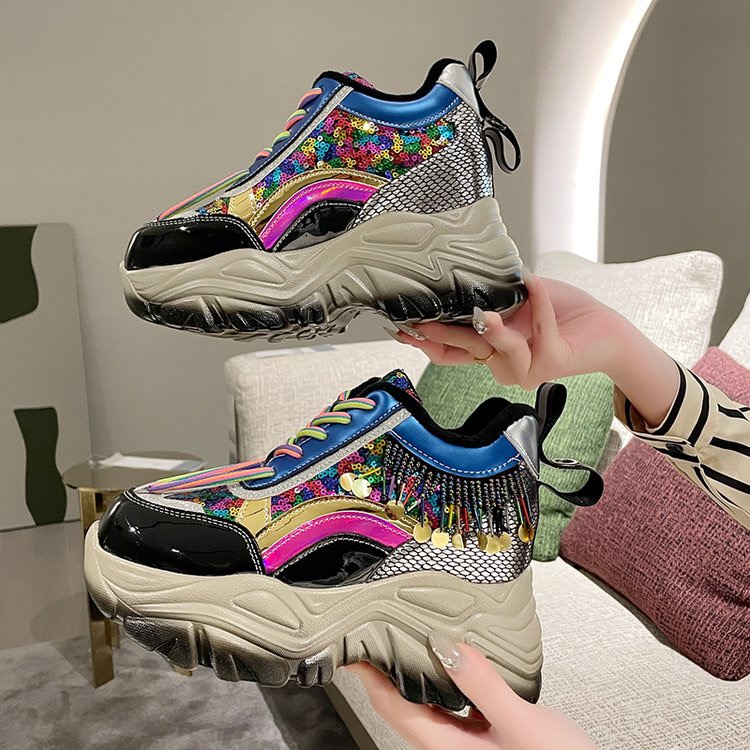 国潮精品 按主播叫号，扣号下单。时尚增高厚底小个子女鞋