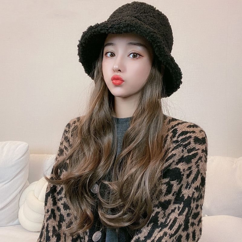 Simulation of additional volume wig piece帽子假发