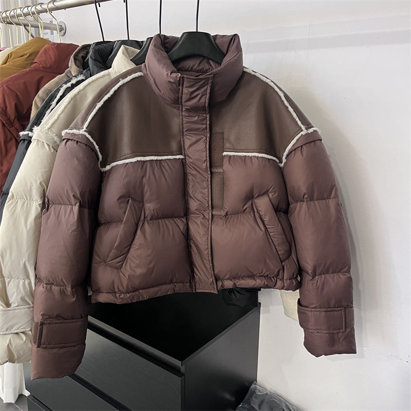 羽绒服PU新款短款拼接2023加厚宽松立领时尚保暖白美拉德鸭绒外套