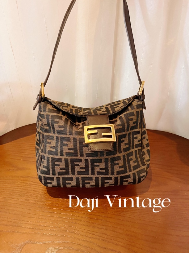 95新  大吉中古/Fendi芬迪金扣双盖胖丁单肩包