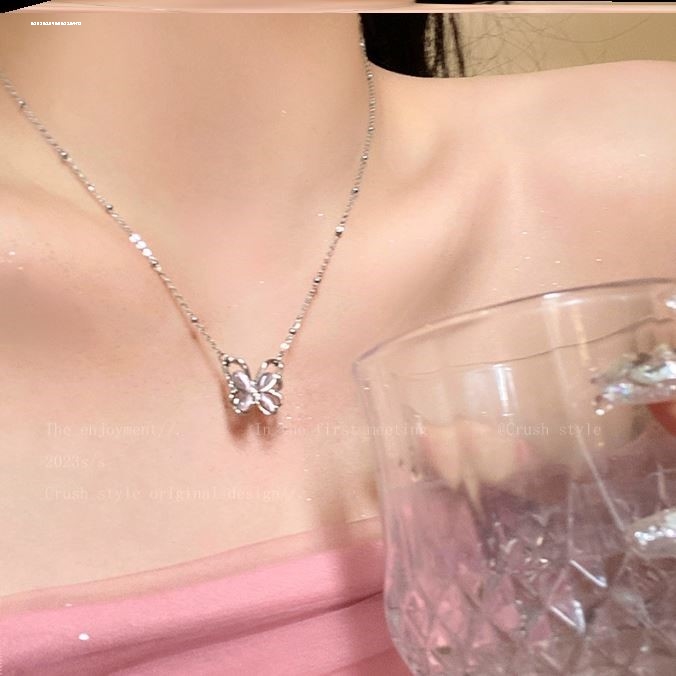 轻奢气质设计新款小众女个性蝴蝶项链时尚潮百搭显白网红精致简约